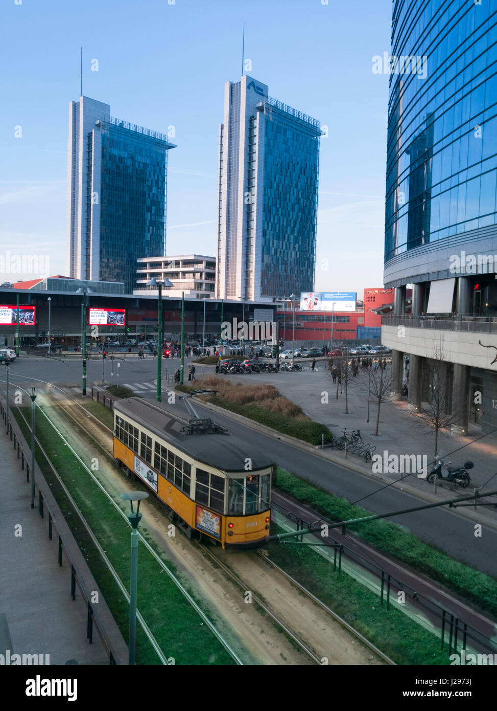 Milano Porta Garibaldi Station, vista da Vincenzo Capelli street Foto stock  - Alamy