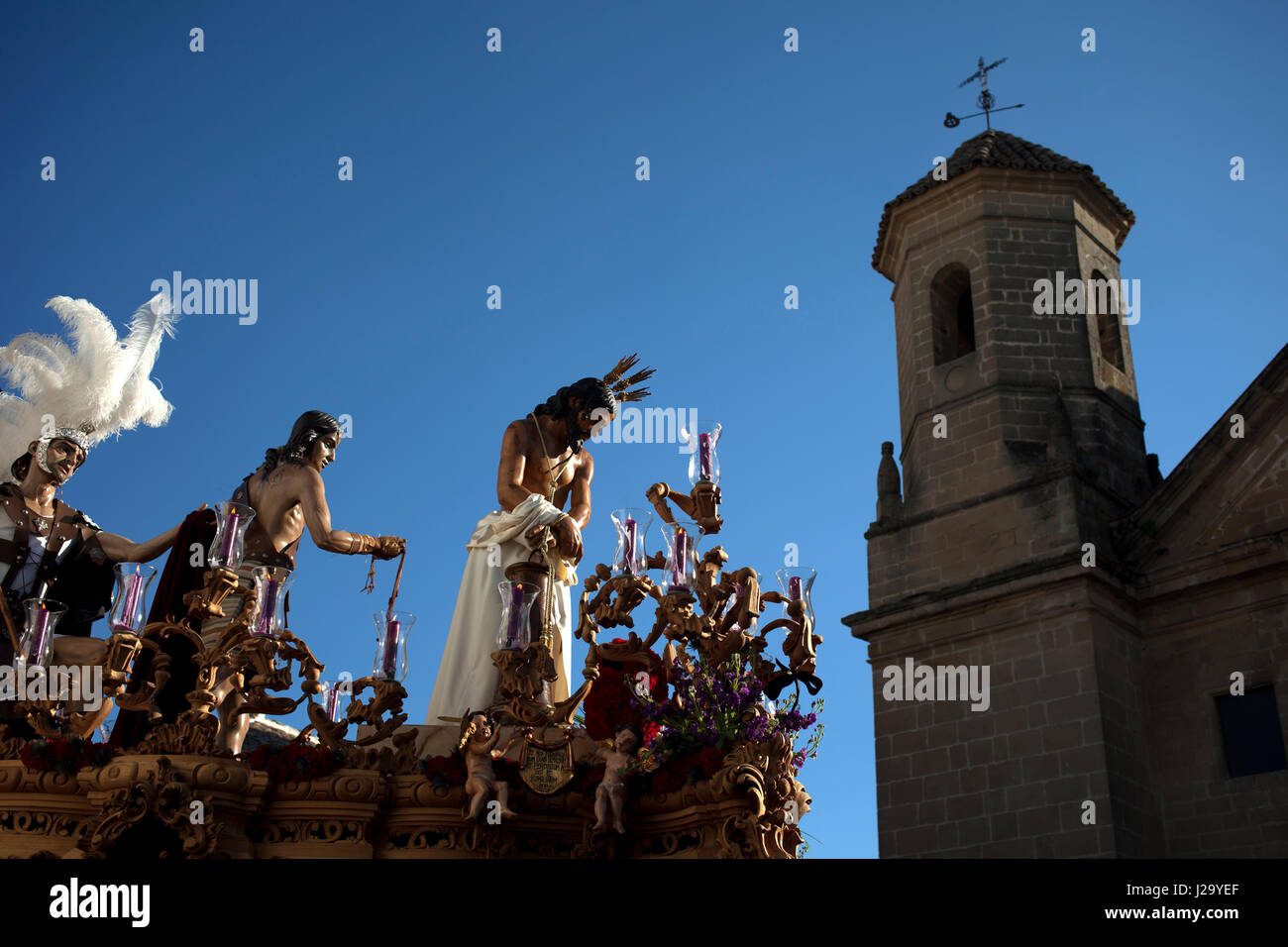 Il Cristo de la colonna è visto durante la settimana di Pasqua celebrazioni a Baeza, Provincia di Jaen, Andalusia, Spagna Foto Stock