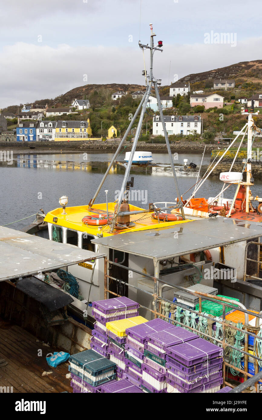 Tarbert Villaggio di Pescatori, Loch Fyne, Scotland, Regno Unito Foto Stock