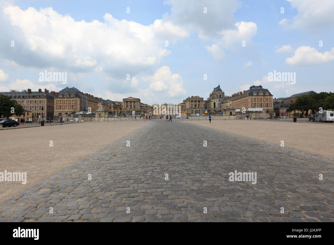 L'ingresso al castello di Versailles si trova nella periferia di Parigi sobborgo di Versailles, Francia. Foto Stock