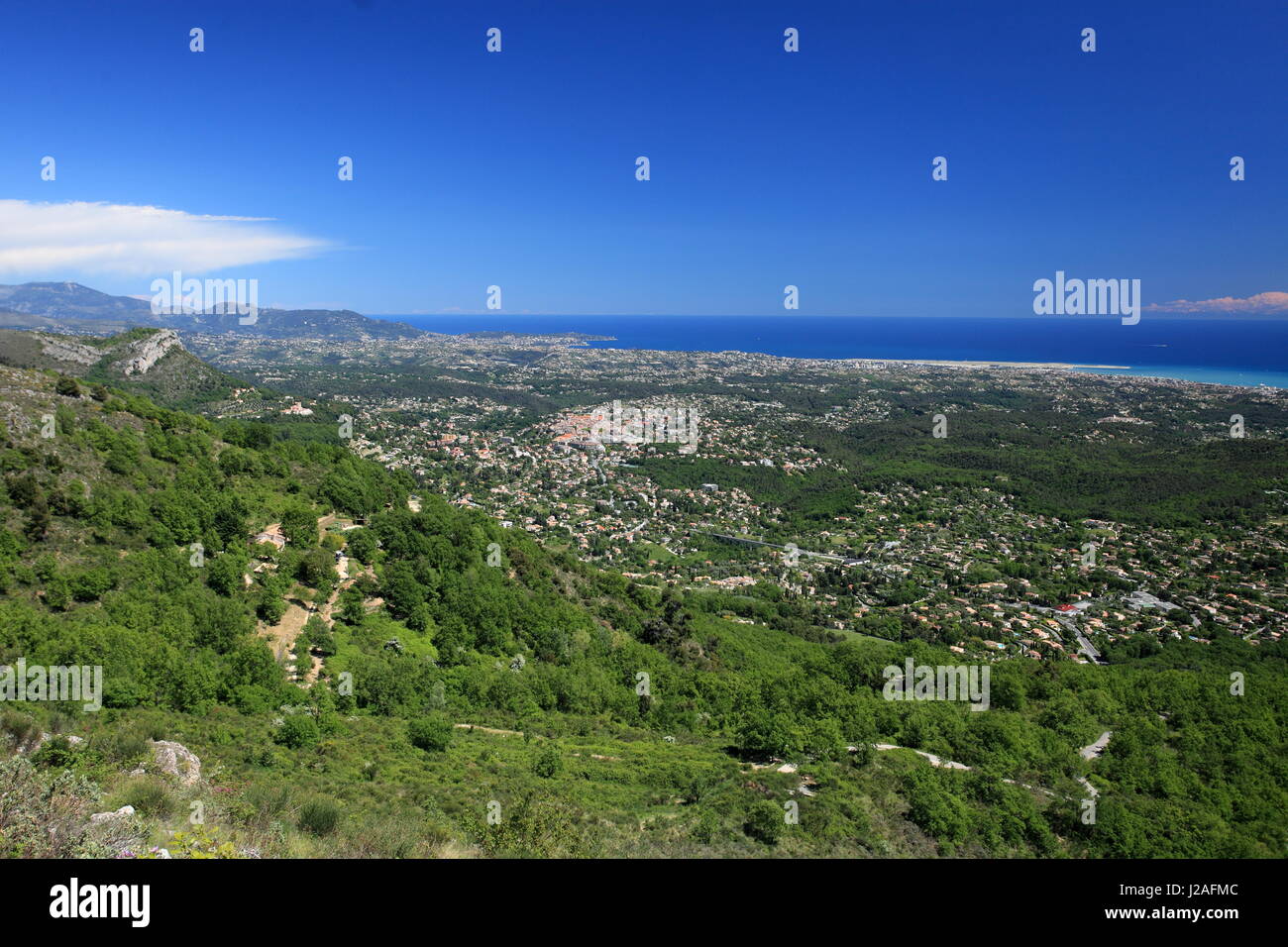 Vue aerienne de Vence, paga Vencois et valle du Loup, Alpes-Maritimes, 06, Cote d'Azur, PACA, Francia Foto Stock