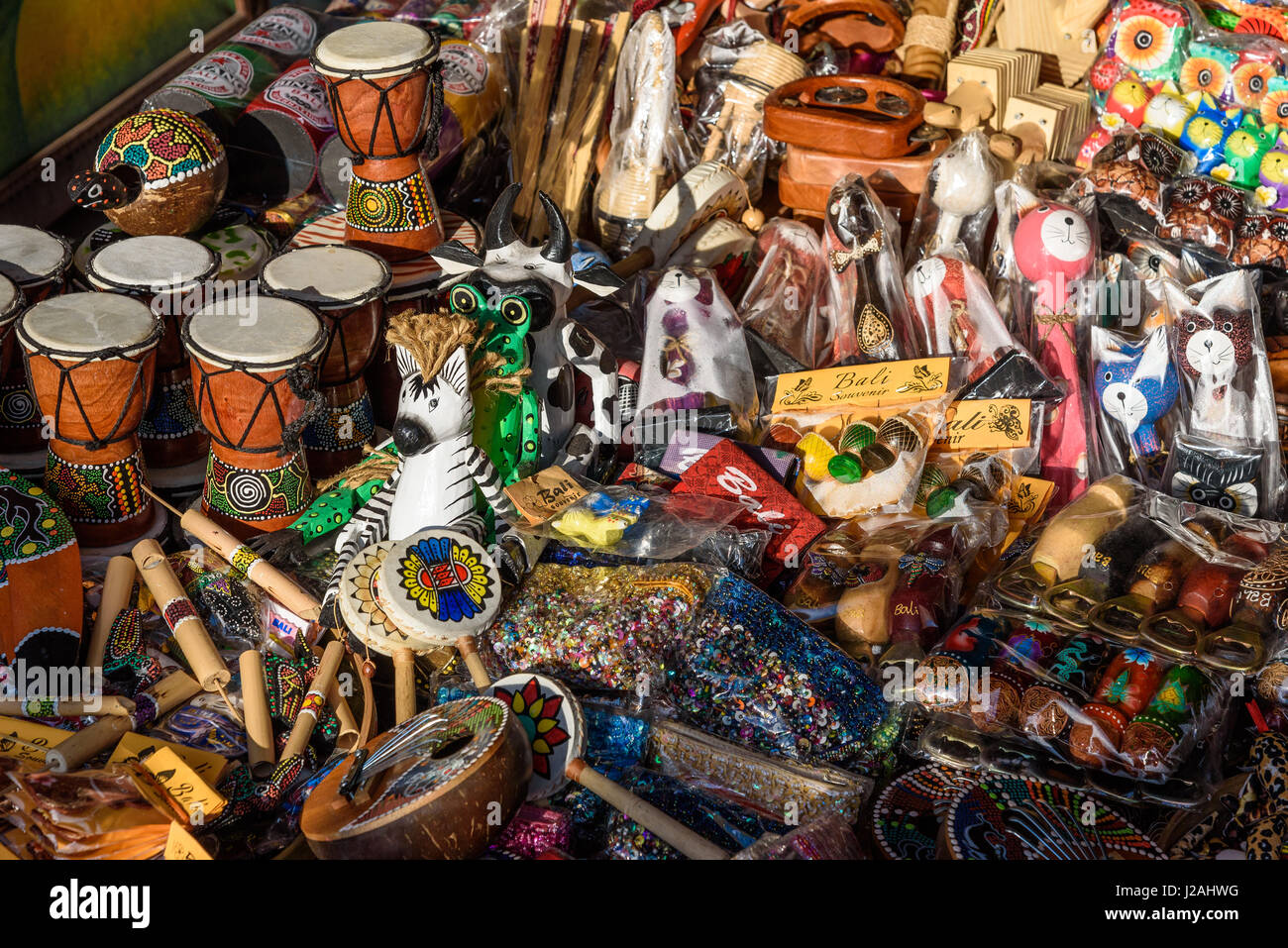 Indonesia, Bali, Kabedaten Gianyar, picture serie 'souvenir-Trash' Foto Stock