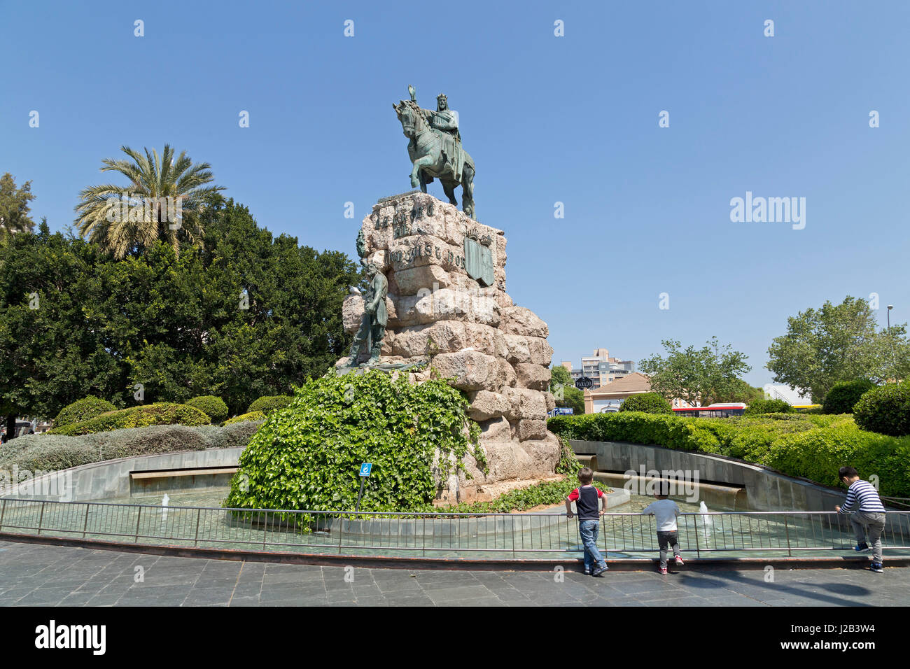 Statua di Rey Jaume I a Plaza Espanya in Palma de Mallorca, Spagna Foto Stock
