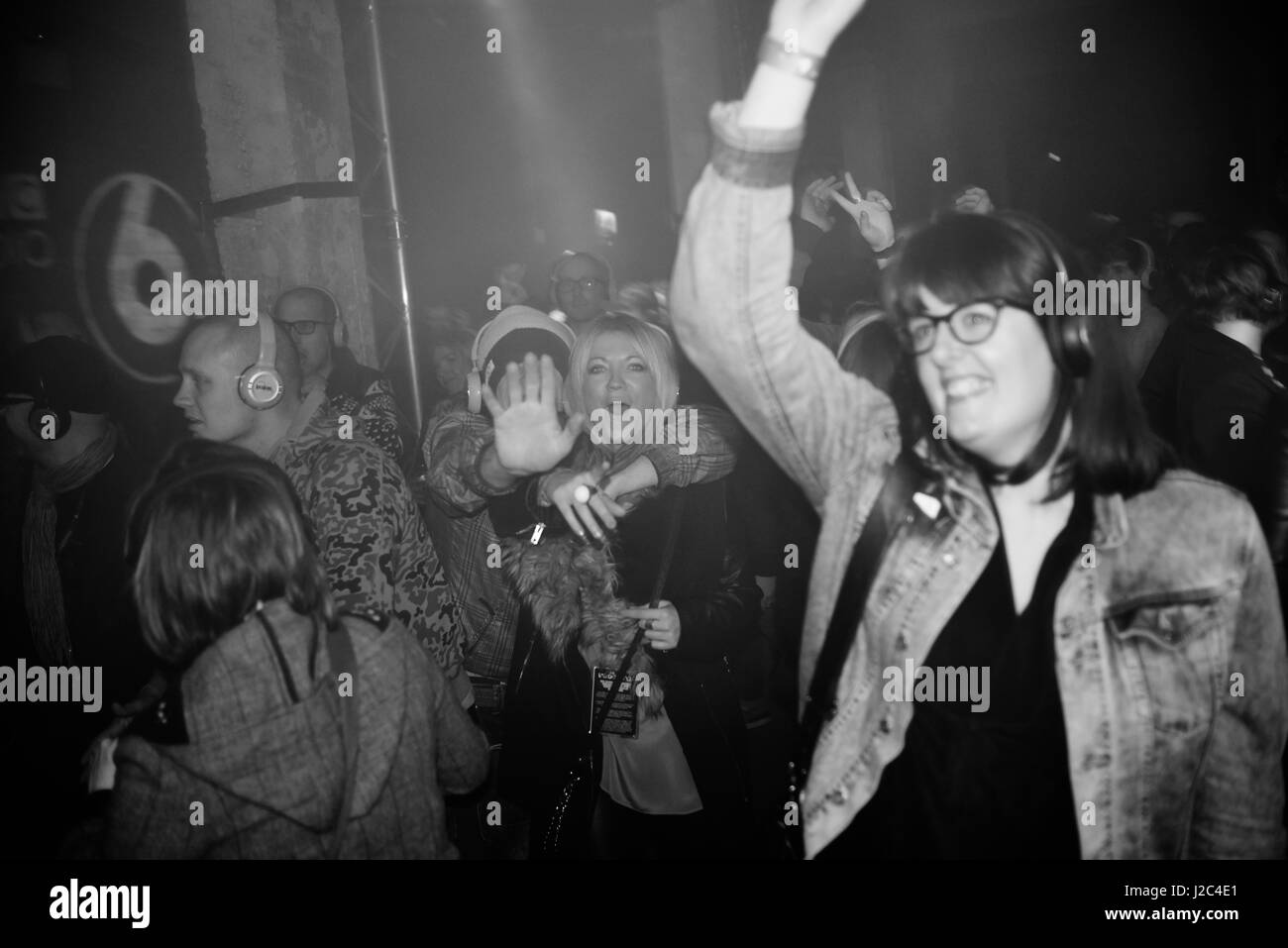 BBC Radio 6 Music Festival, Salford Manchester. Discoteca silenziosa. Foto Stock