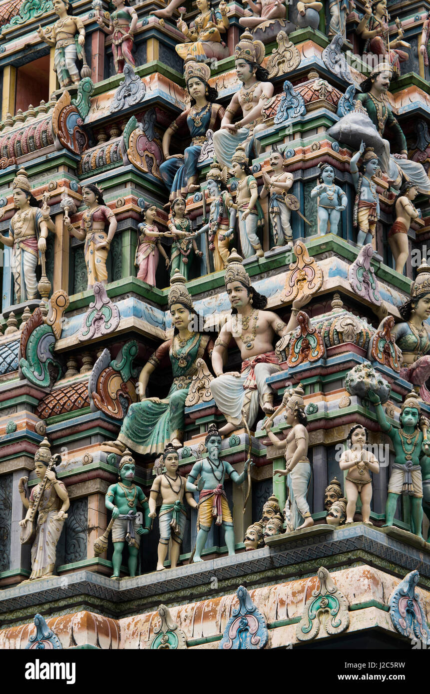 Singapore, Little India, Sri Veeramakaliamman tempio indù, dettaglio della divinità Indù Foto Stock