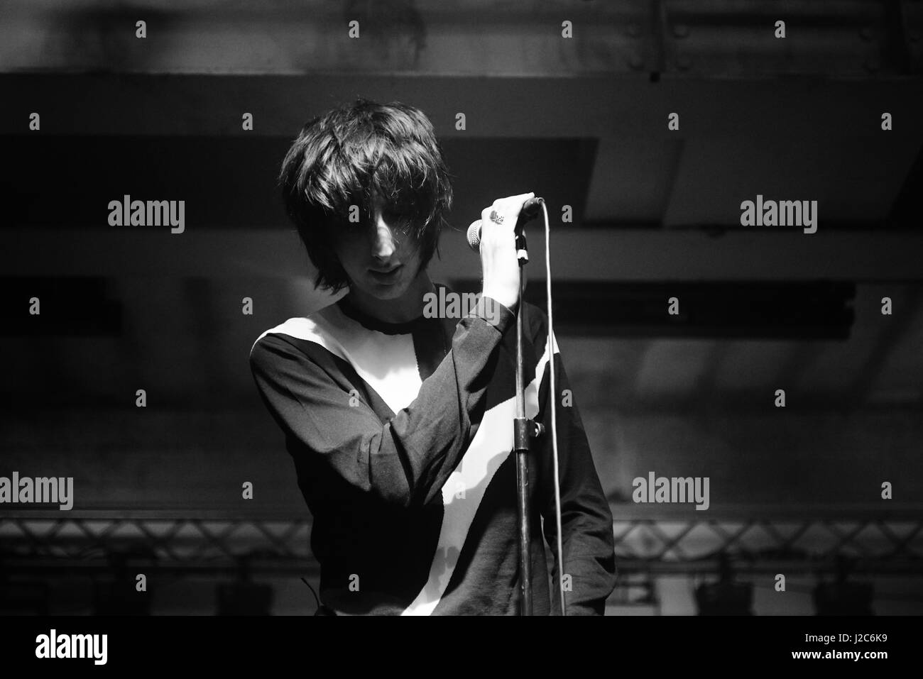 Gli orrori live sul palco a BBC Radio 6 Music Festival, Salford, Manchester. Foto Stock