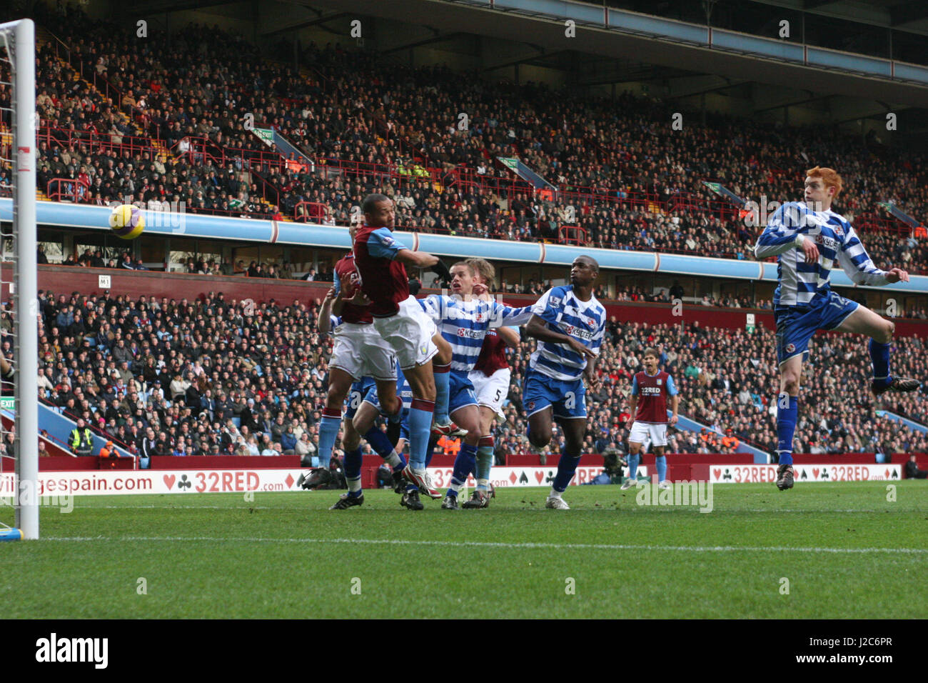 CAREW punteggi per VILLA ASTON VILLA V READING VILLA PARK BIRMINGHAM GRAN BRETAGNA 01 Gennaio 2000 Foto Stock