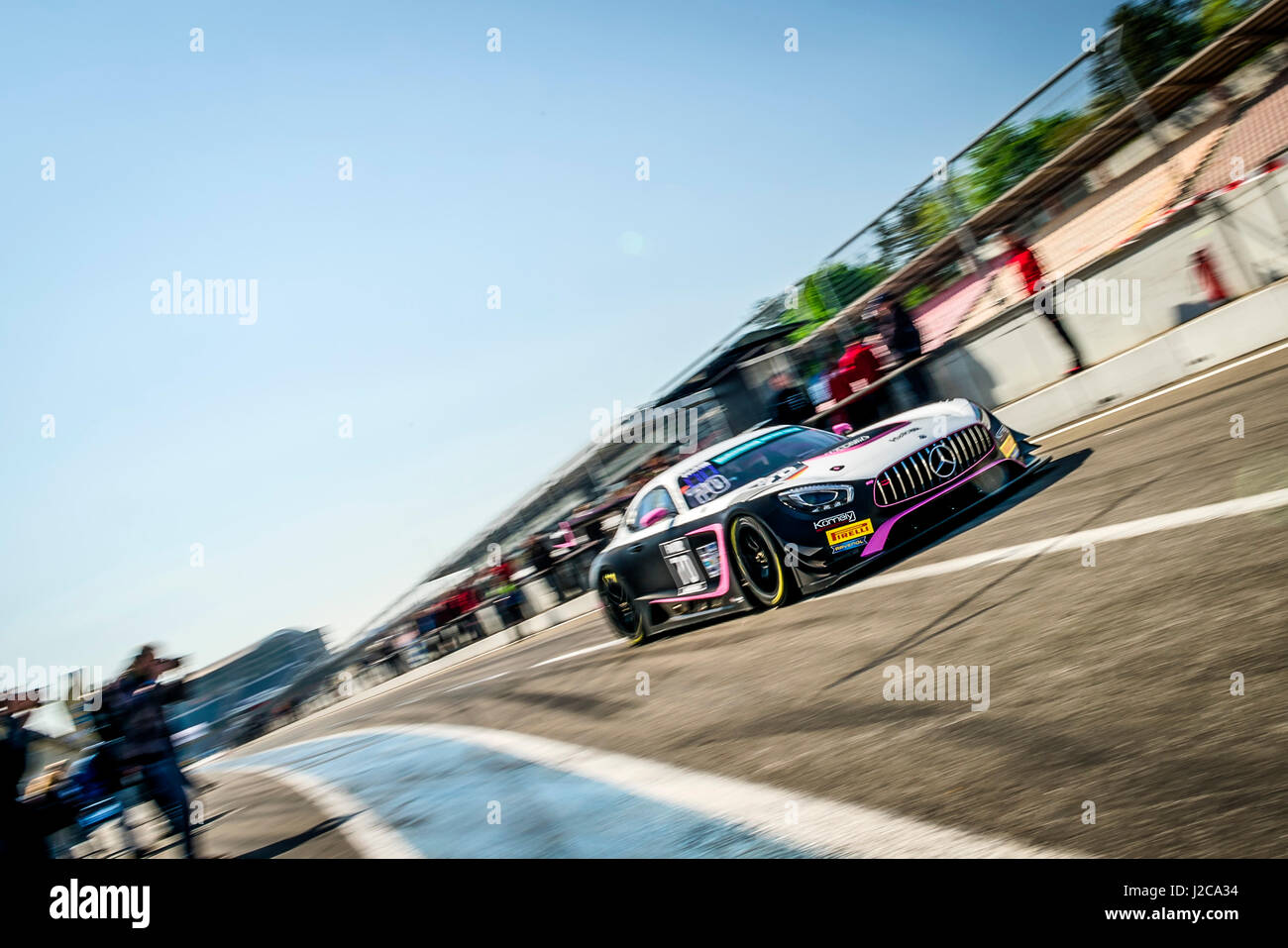 Mercedes SLS AMG GT3 - corsa in auto Foto Stock