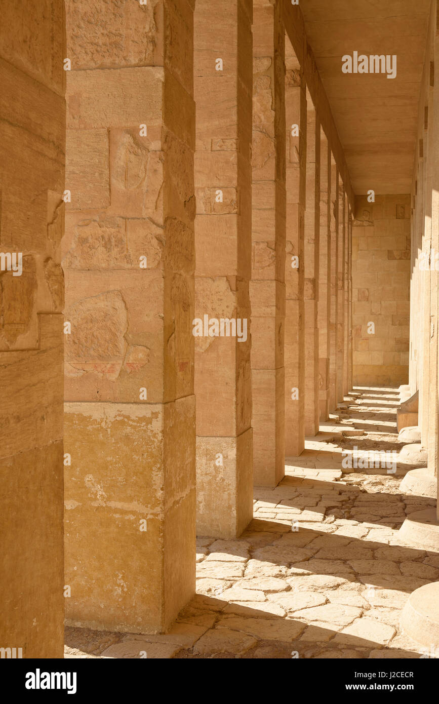 Egitto, Nuova Valle Gouvernement, Hatshepsut tempio Foto Stock