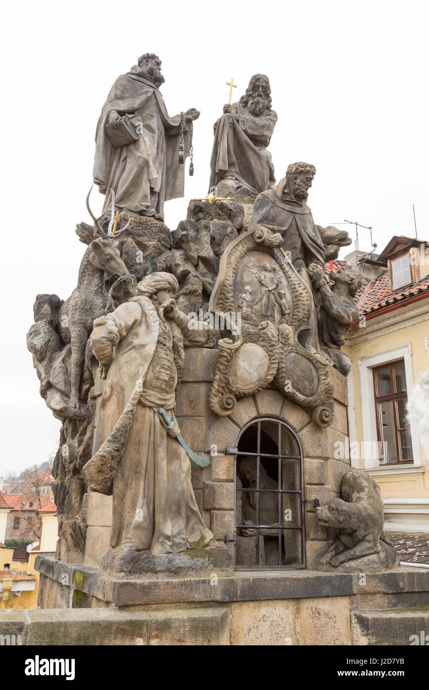 Europa, Repubblica Ceca, Praga. Le statue dei tre santi sul Ponte Carlo. Credito come: Wendy Kaveney Jaynes / Galleria / DanitaDelimont.com Foto Stock