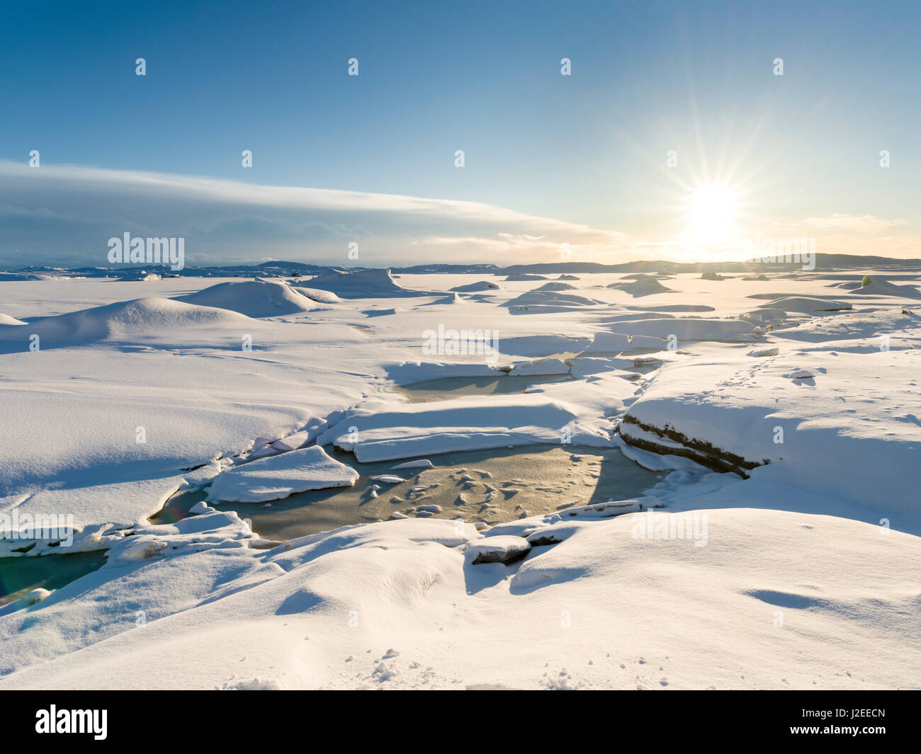 Skaftafelljokull ghiacciaio Vatnajokull il parco nazionale durante il periodo invernale. La congelati lago glaciale con gli iceberg. La Scandinavia, Islanda Foto Stock