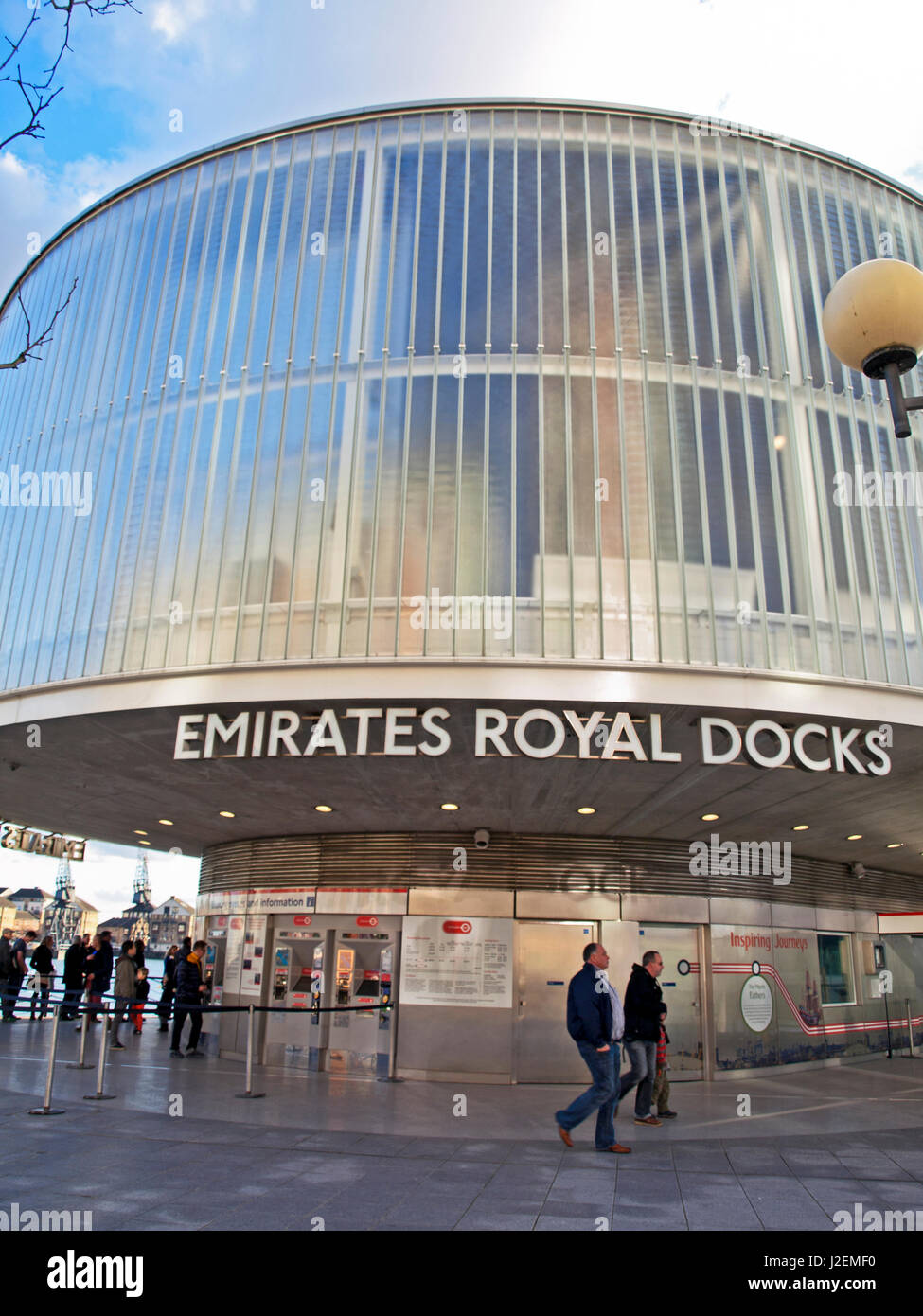 Europa, Regno Unito, Inghilterra, Londra, Royal Victoria Dock. Emirates Royal Docks stazione della funivia Foto Stock