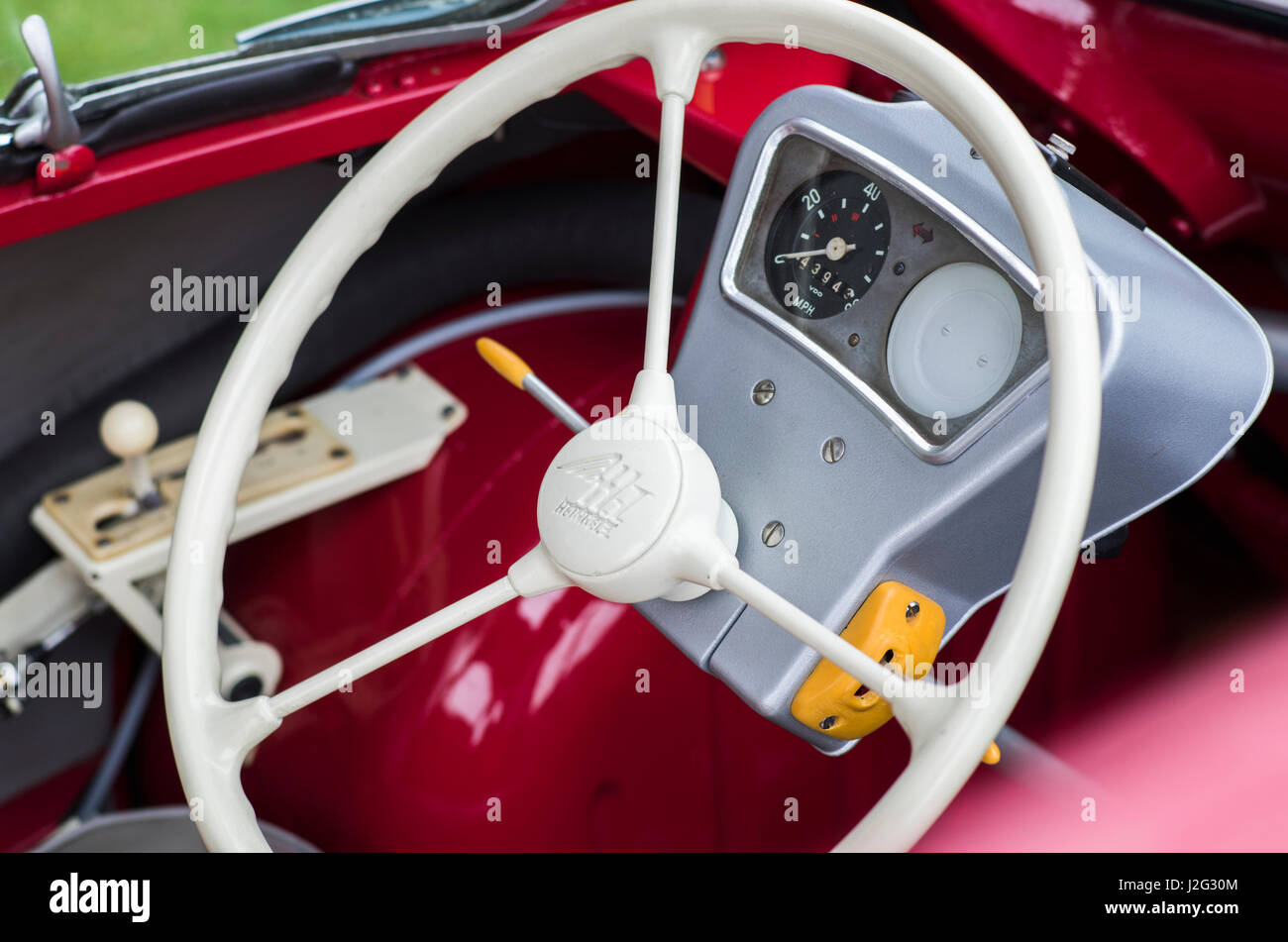 Stati Uniti d'America, Massachusetts, Beverly Farms, auto d'epoca, anni cinquanta Heinkel bolla interni per auto Foto Stock