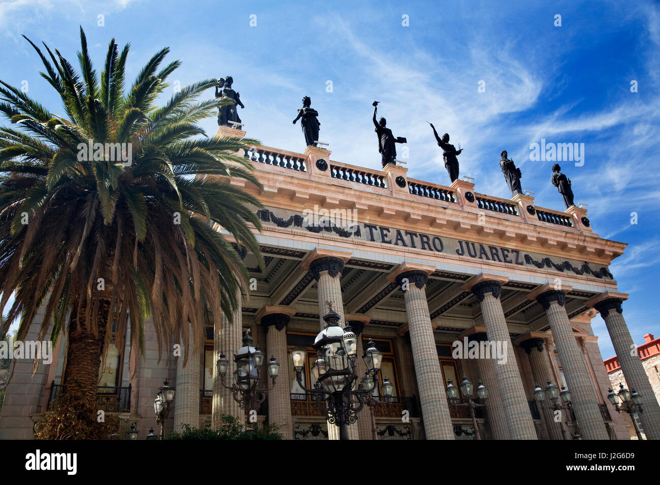 Il teatro Juarez, Guanajuato, Messico. Questo teatro è un posto famoso in Messico dove molti famosi cantanti e attori sono apparsi. Foto Stock Il teatro Juarez, Guanajuato, Messico. Questo teatro è un posto famoso in Messico dove molti famosi cantanti e attori sono apparsi. Foto Stock