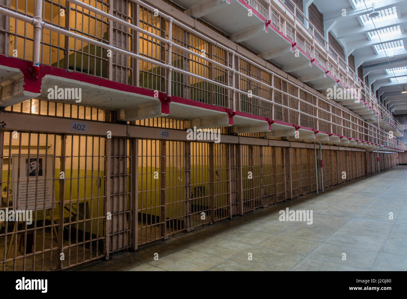 I blocchi di celle dalla prigione di Alcatraz a San Francisco, California, Stati Uniti d'America (di grandi dimensioni formato disponibile) Foto Stock