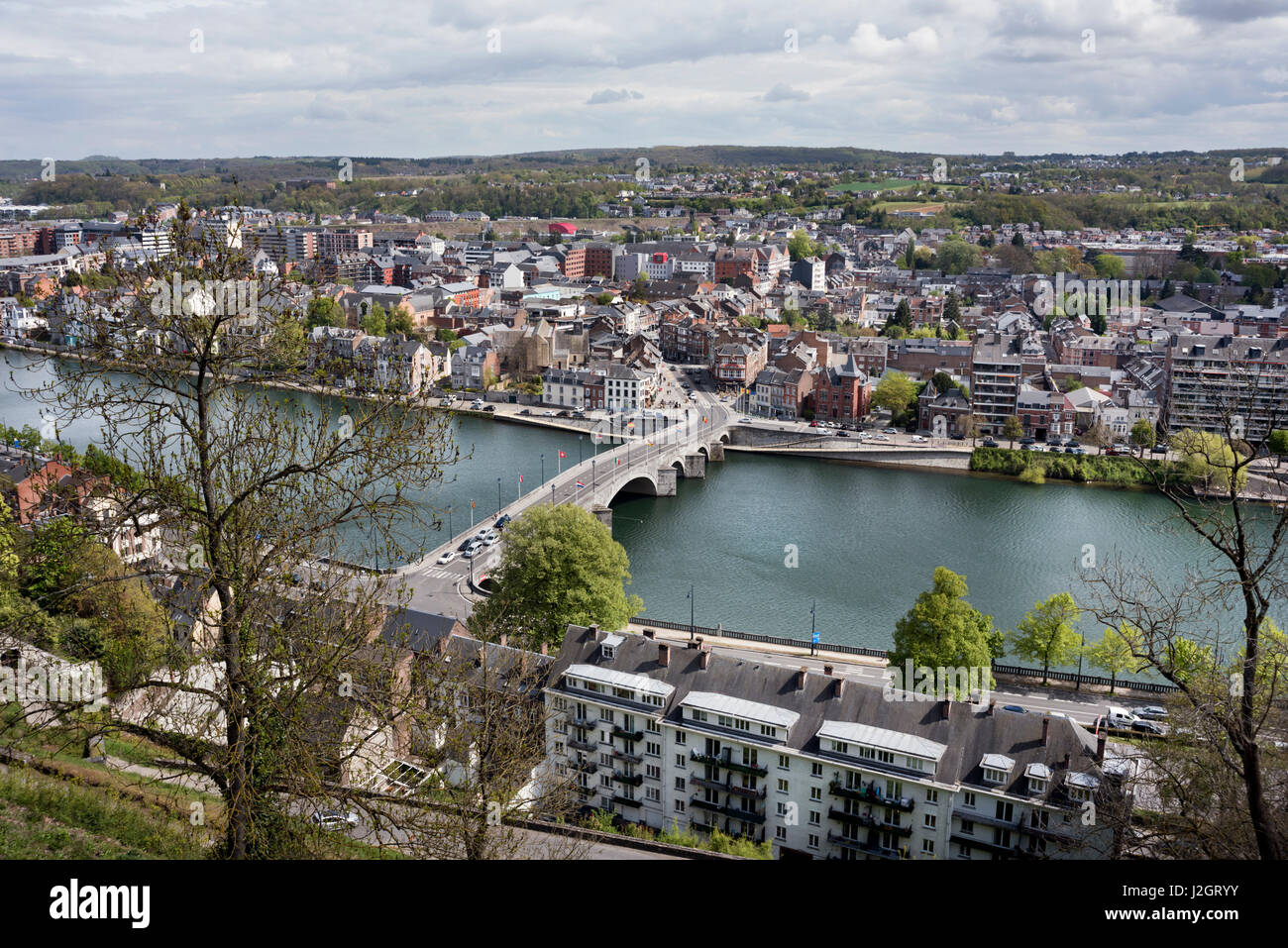 La storica città di Namur e il fiume Mosa, Belgio Foto Stock