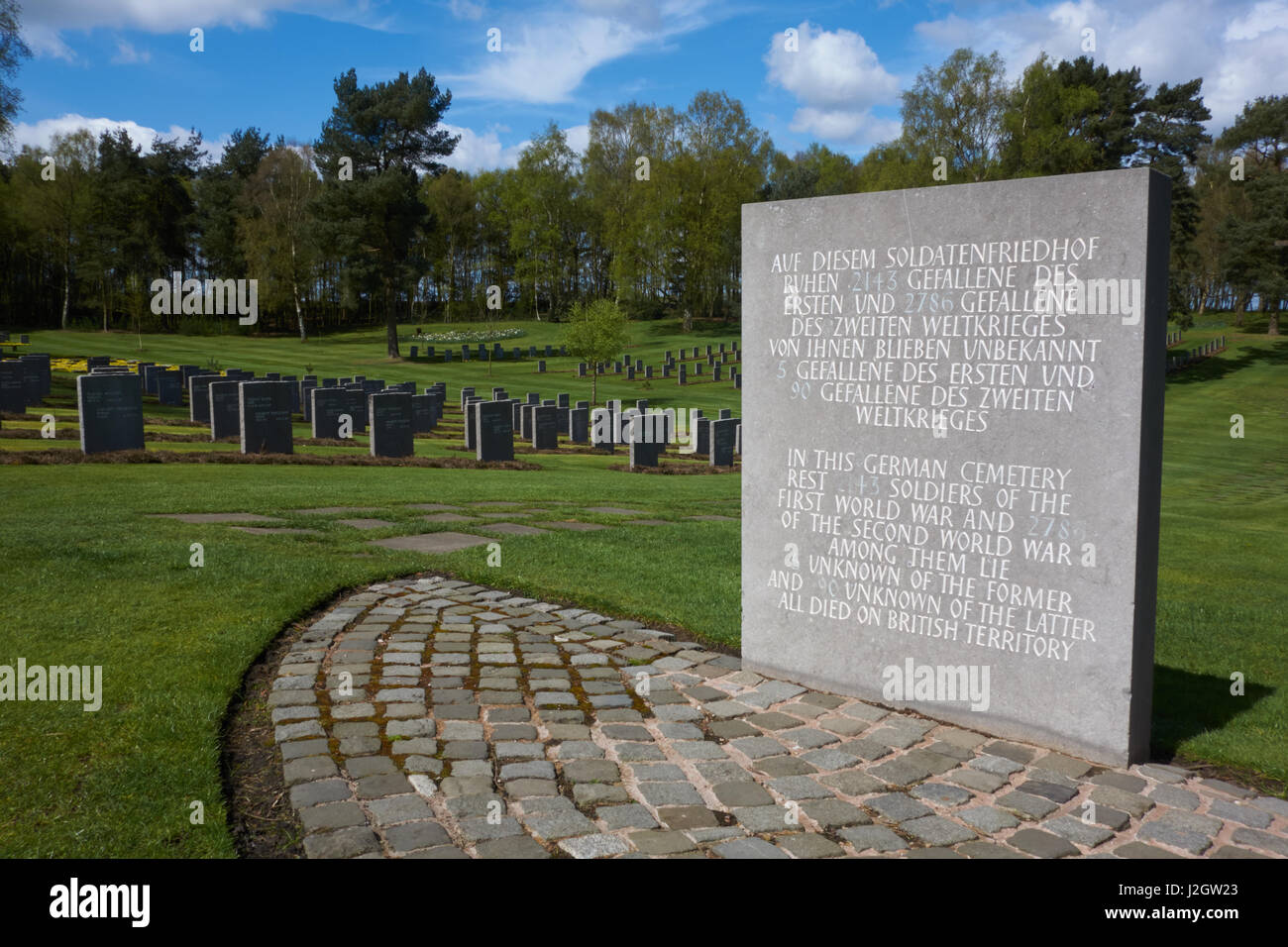 Pietre grave presso il Cimitero di Guerra Tedesco si trova a Cannock Chase. Staffordshire Foto Stock