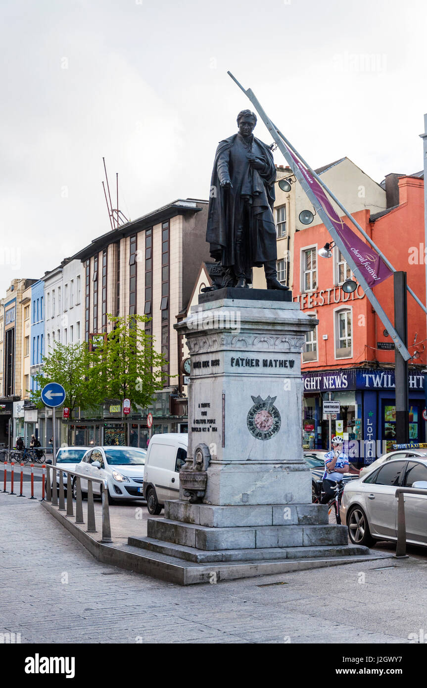 Padre Mathew statua che si trova nella città di Cork, nella contea di Cork, Irlanda Foto Stock