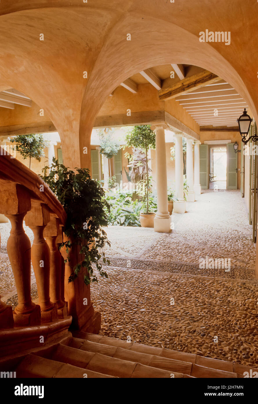 Di stile Spagnolo area all'aperto. Foto Stock