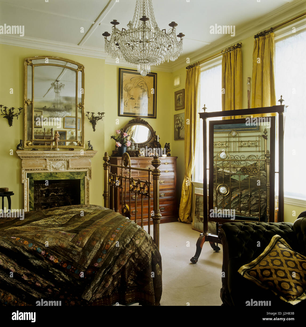 Arredate elegantemente in stile vittoriano in camera da letto. Foto Stock