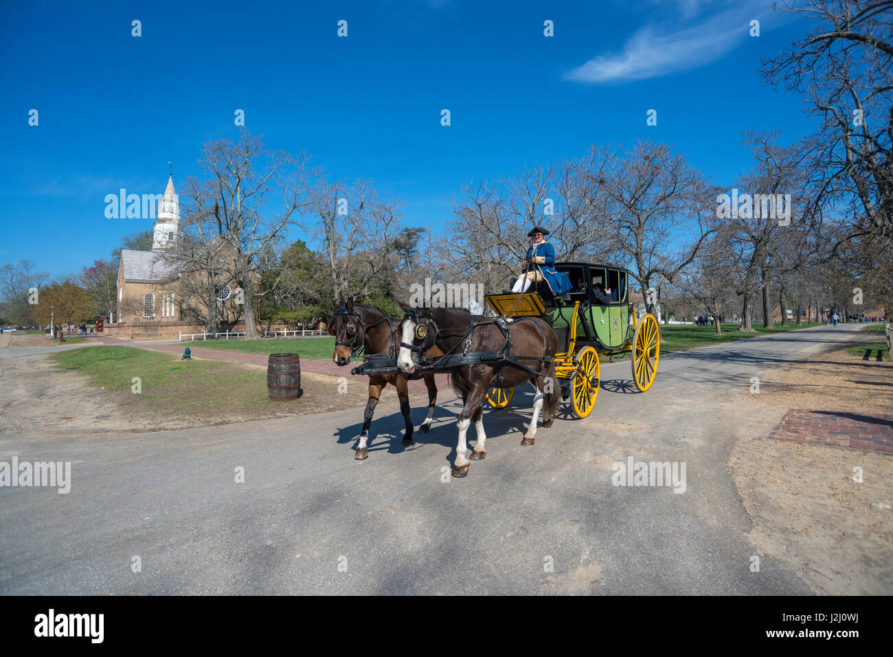 Stati Uniti d'America, Virginia, Williamsburg, Colonial Williamsburg, cavallo e carrozza (formato di grandi dimensioni disponibili) Foto Stock