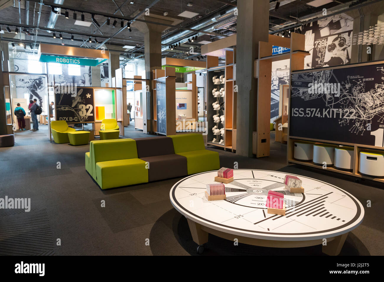 Seattle, Washington: area lounge nel vivere il computer: Museo + Labs. Noto anche come LCM+L, il computer interattivo e il museo della tecnologia è stato trovato Foto Stock