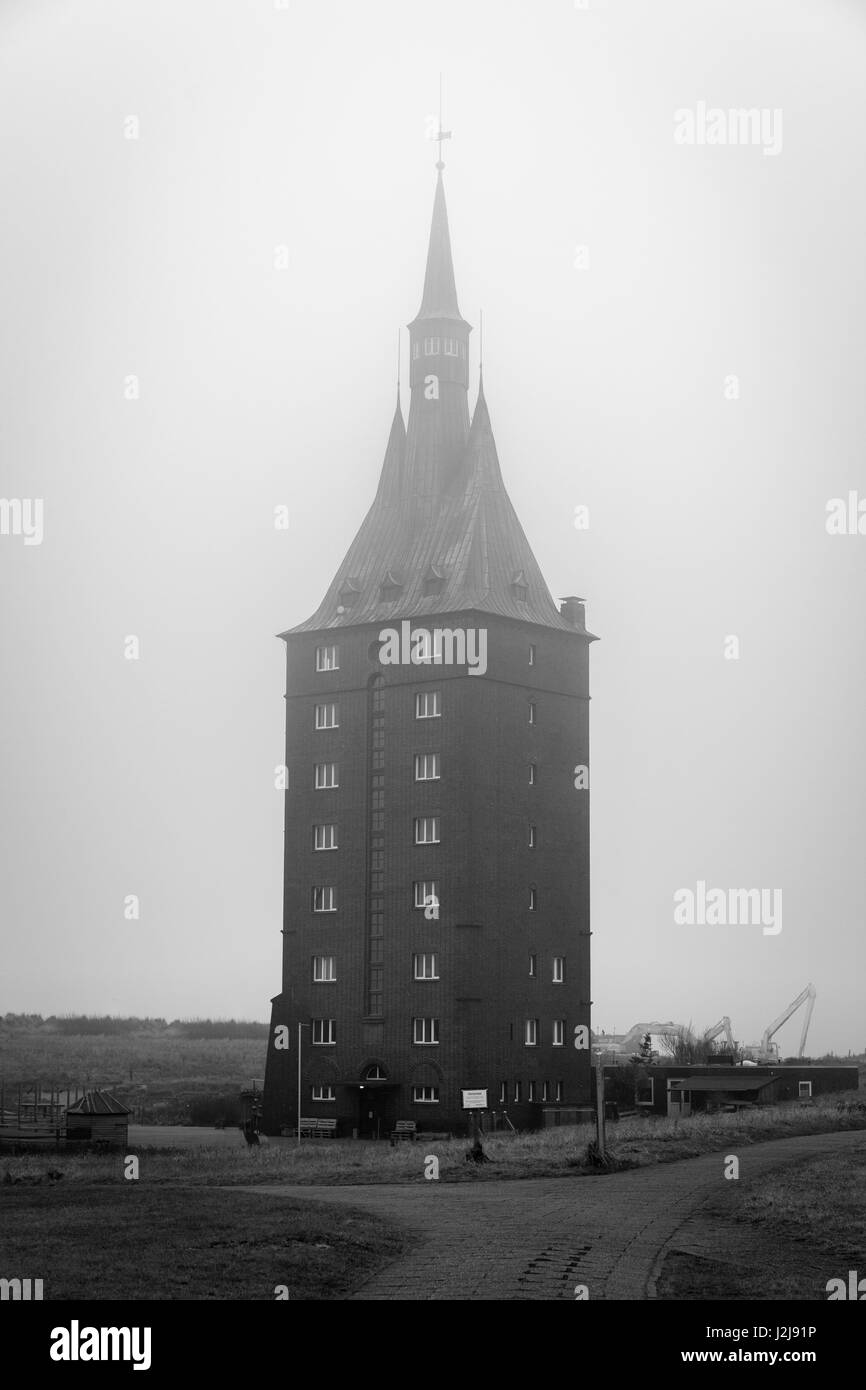 West Tower a Wangerooge in inverno, Germania, Bassa Sassonia, isola, tower, isola del Mare del Nord, inverno, nebbia Foto Stock