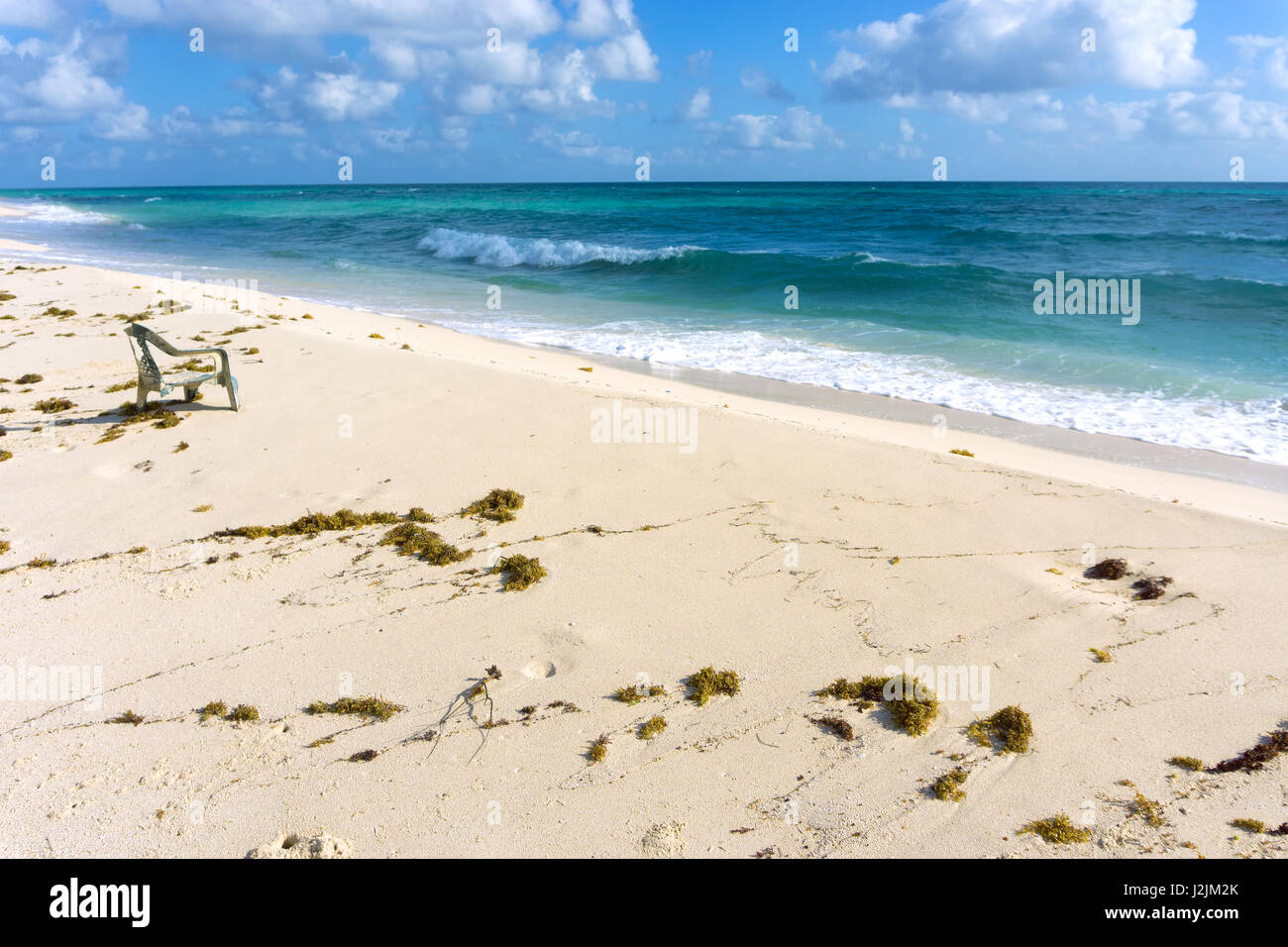 Spiaggia sul Mar dei Caraibi a Sian Kaan Riserva della Biosfera a sud di Tulum, Messico Foto Stock