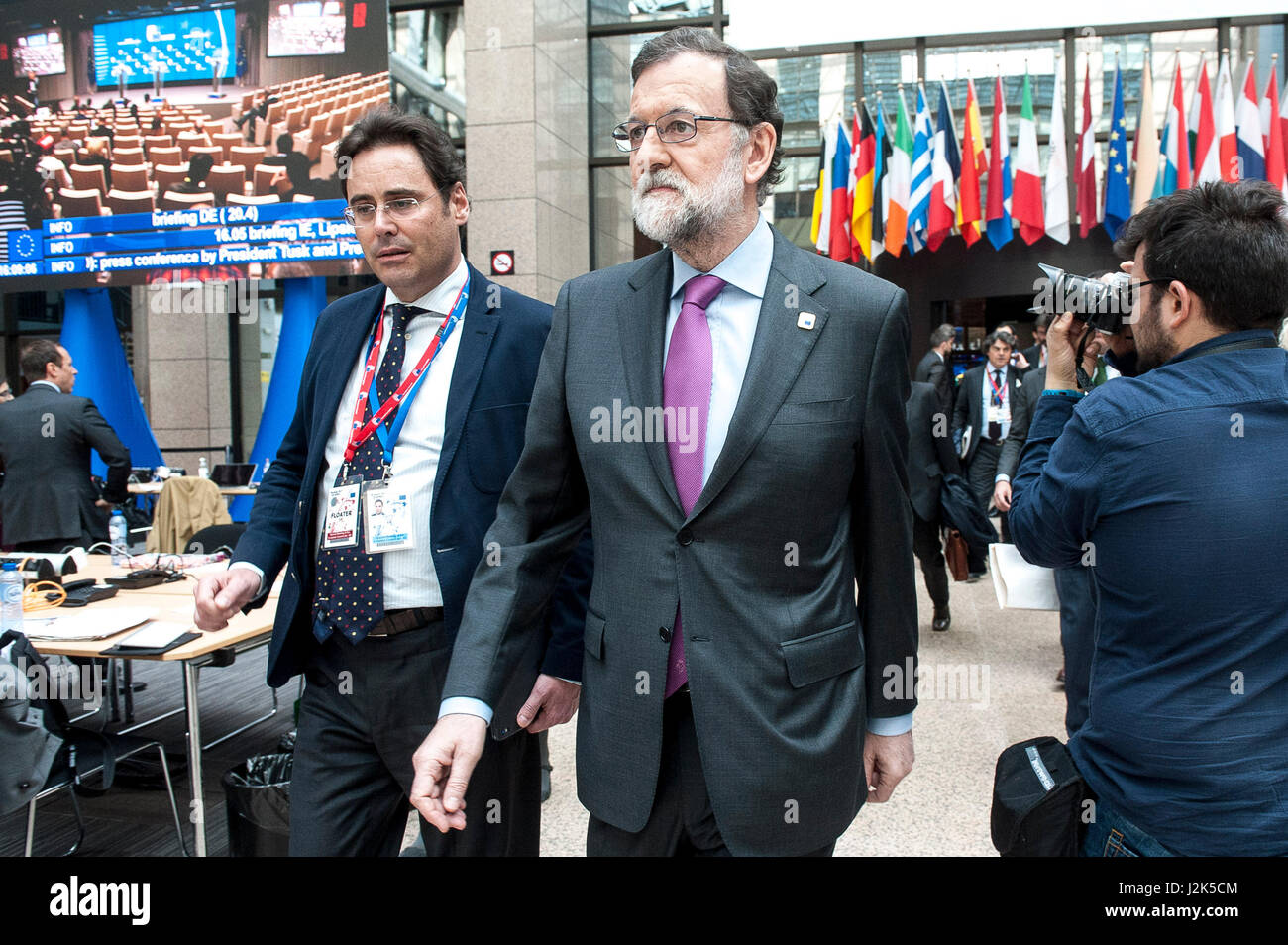 Il Primo Ministro spagnolo Mariano Rajoy durante il Vertice europeo sull'arte. 50, Brexit a livello europeo la sede del Consiglio a Bruxelles, in Belgio il 29.04.2017 da Wiktor Dabkowski | Utilizzo di tutto il mondo Foto Stock