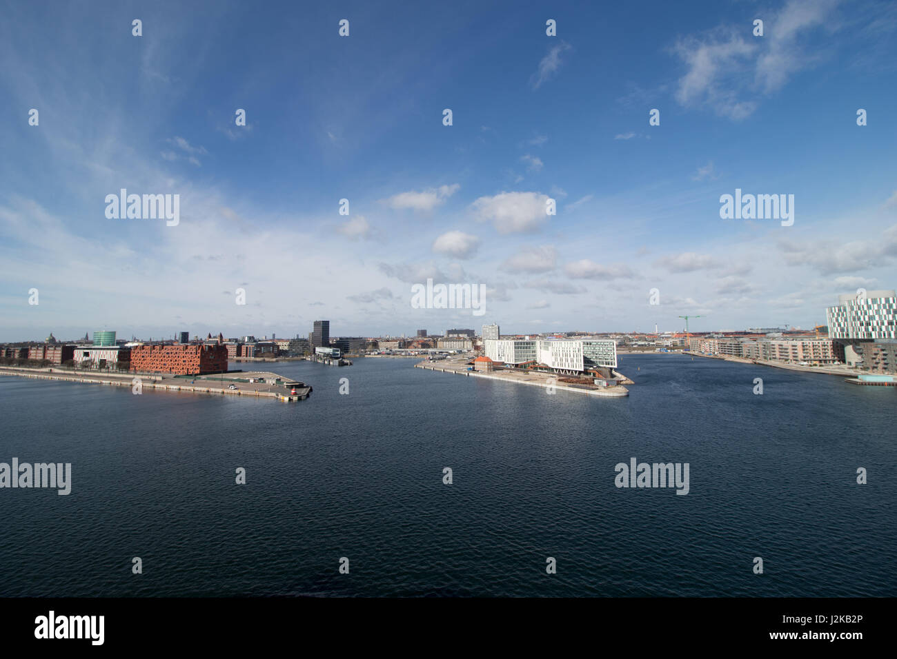 Copenhagen è la capitale della Danimarca. La foto è stata scattata nel Nordhavn/Osterport area, nella parte nord-orientale della città. Ampio angolo di visione. Foto Stock