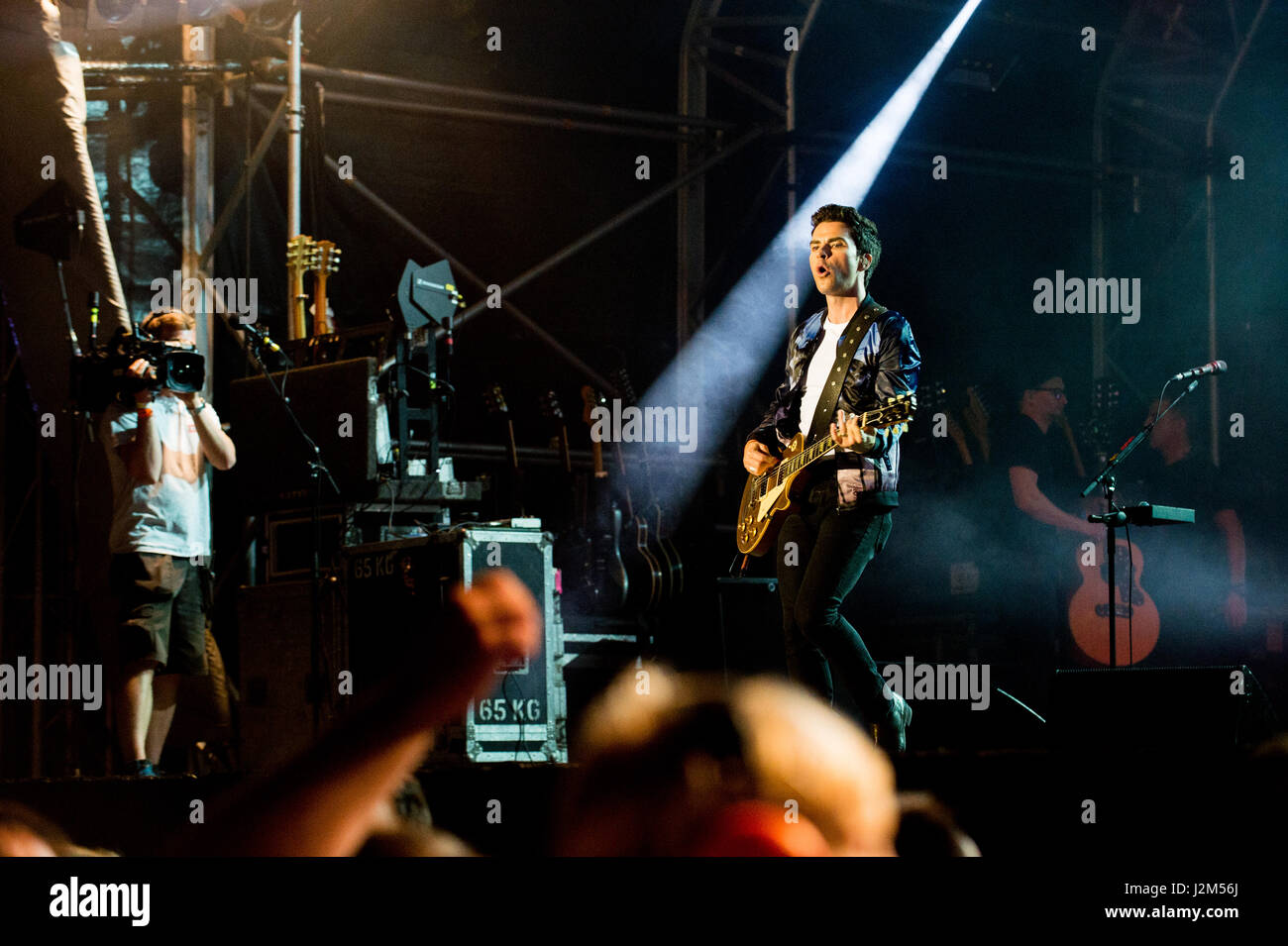 Lyndhurst Park Farm, Overton, Basingstoke, Hampshire, Regno Unito. Il 27 agosto 2016. Stereophonics sul palco di Radio 2 show breakfast DJ Chris Evans' auto Sud Fest 2016 - Car, cibo, Famiglia e Festival di musica per bambini della BBC nel bisogno. © sarà Bailey / Alamy Foto Stock