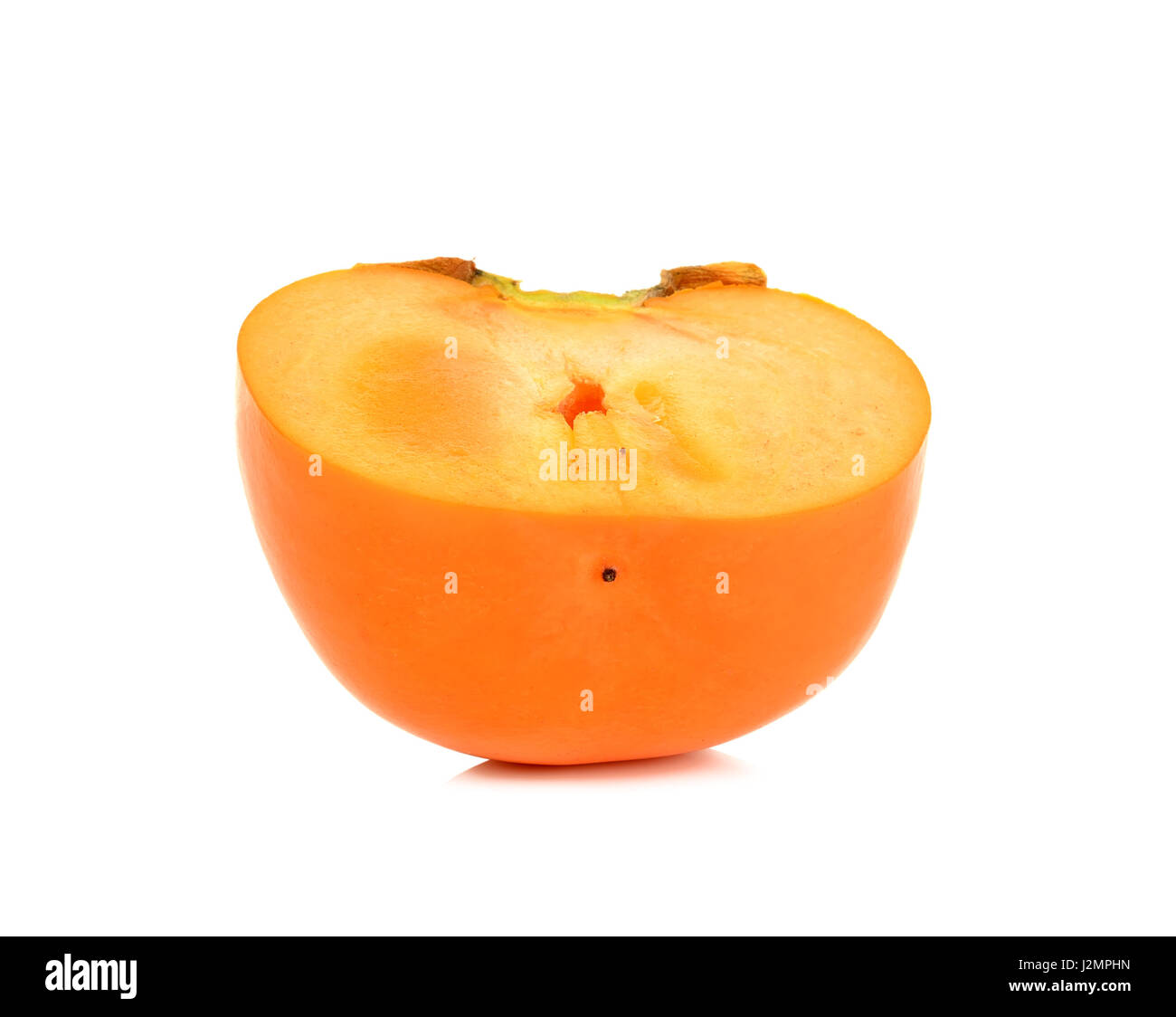 Metà di persimmon isolato su uno sfondo bianco. Foto Stock