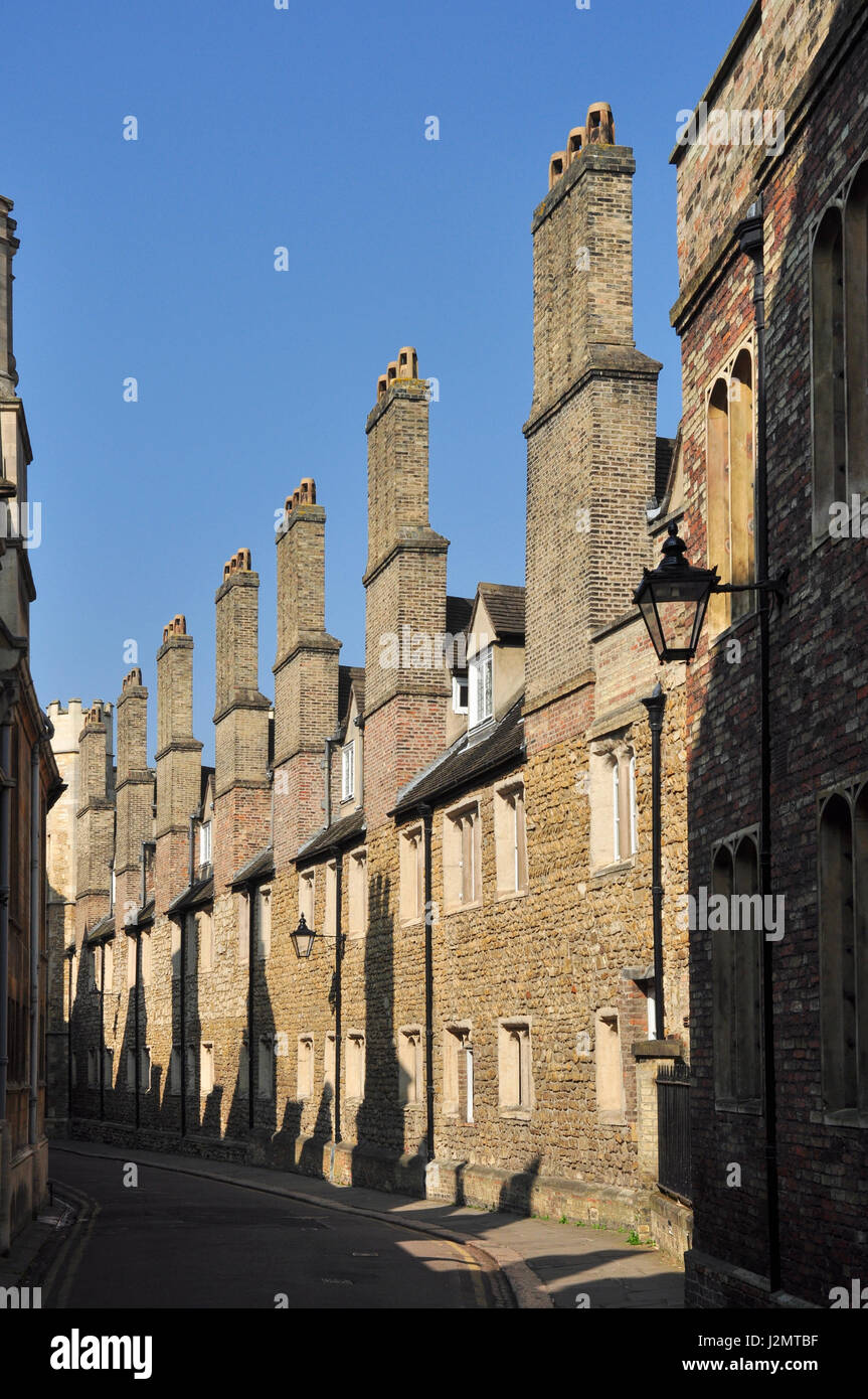 Alte ciminiere in Trinity Lane, Cambridge, Inghilterra, Regno Unito Foto Stock