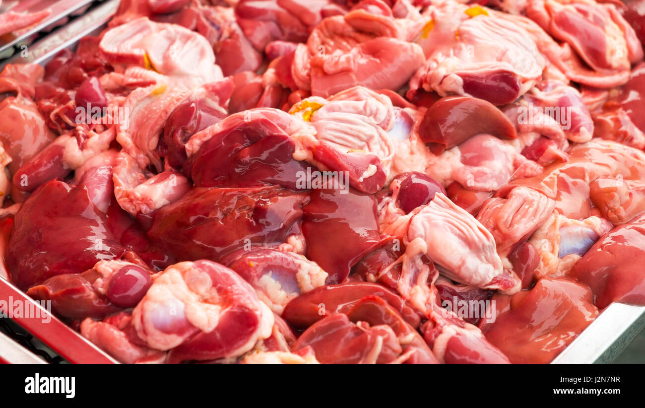 Fegato Il Cuore E Il Ventriglio Pollo Al Mercato Interiora