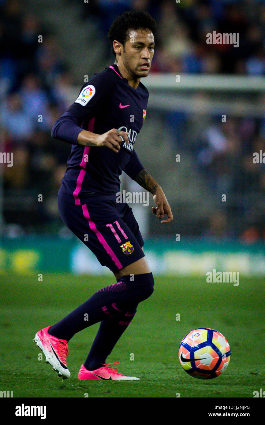 Barcellona, Spagna. 29 apr, 2017. Barcellona, Spagna. Aprile 29th, 2017 - Neymar Jr controlla la sfera durante La Liga Santander giornata 35 gioco tra Espanyol e FC Barcellona. RCDE Stadium. Foto di EALO | PHOTO MEDIA EXPRESS Credit: VWPics/Alamy Live News Foto Stock