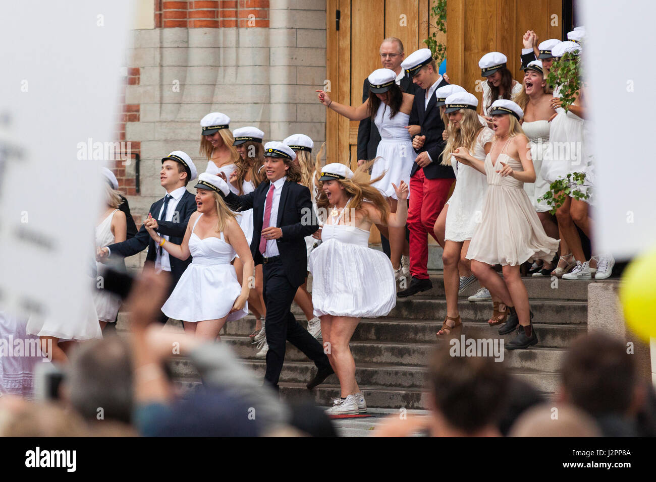 Gioioso agli studenti di laurea dalla High School. Göteborgs Högre Samskola, Göteborg, Svezia modello di rilascio: No. Proprietà di rilascio: No. Foto Stock