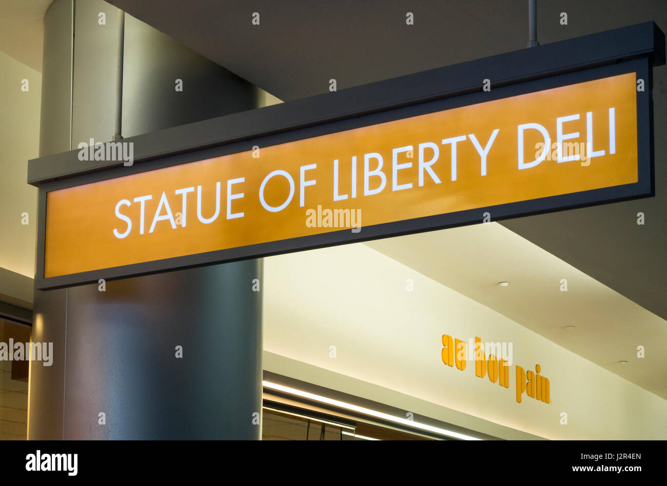 Statua della Libertà Deli, Staten Island, New York Foto Stock