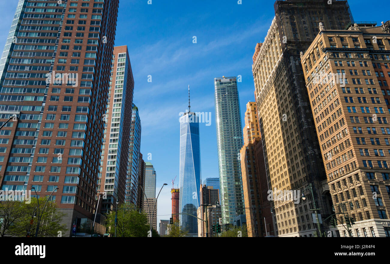 La Freedom Tower nel centro del WTC e del 9/11 Memorial in Manhattan inferiore Foto Stock