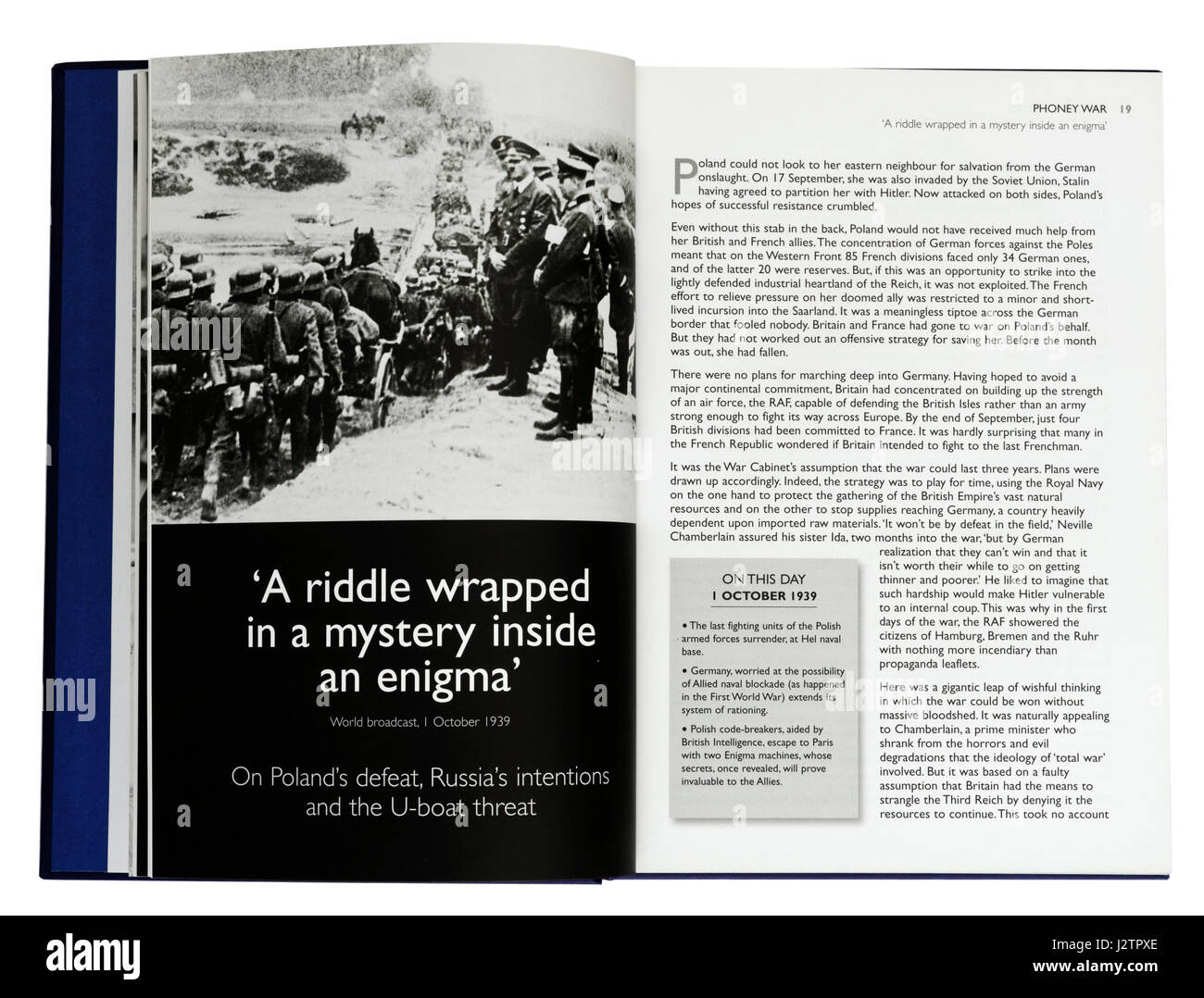 Un indovinello avvolto in un mistero dentro un enigma: una pagina di un libro illustrato di Winston Churchill i famosi discorsi di guerra Foto Stock