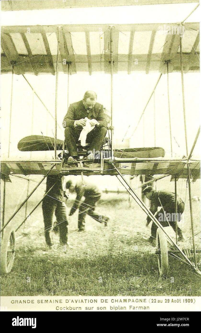 Il biplano Farman 32 Cockburn era un aereo del XX secolo utilizzato per esperimenti di volo. Era notevole per il suo design e il suo ruolo nella storia dell'aviazione, riflettendo i primi progressi nell'ingegneria aeronautica. Foto Stock