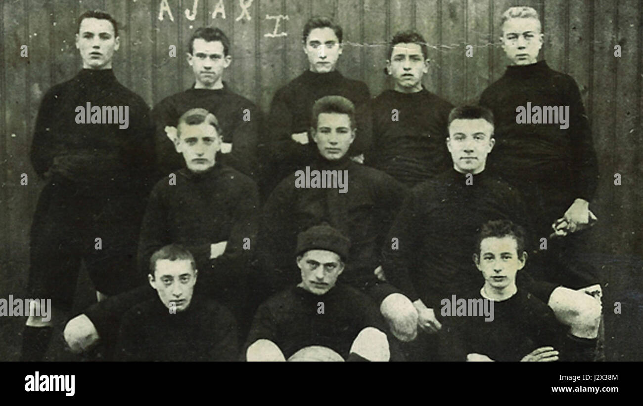 L'AFC Ajax, fondata nel 1900, è una delle squadre di calcio di maggior successo nei Paesi Bassi. Questo primo periodo della loro storia segnò la fondazione di un'eredità che avrebbe continuato a dominare sia il calcio olandese che quello europeo. Foto Stock
