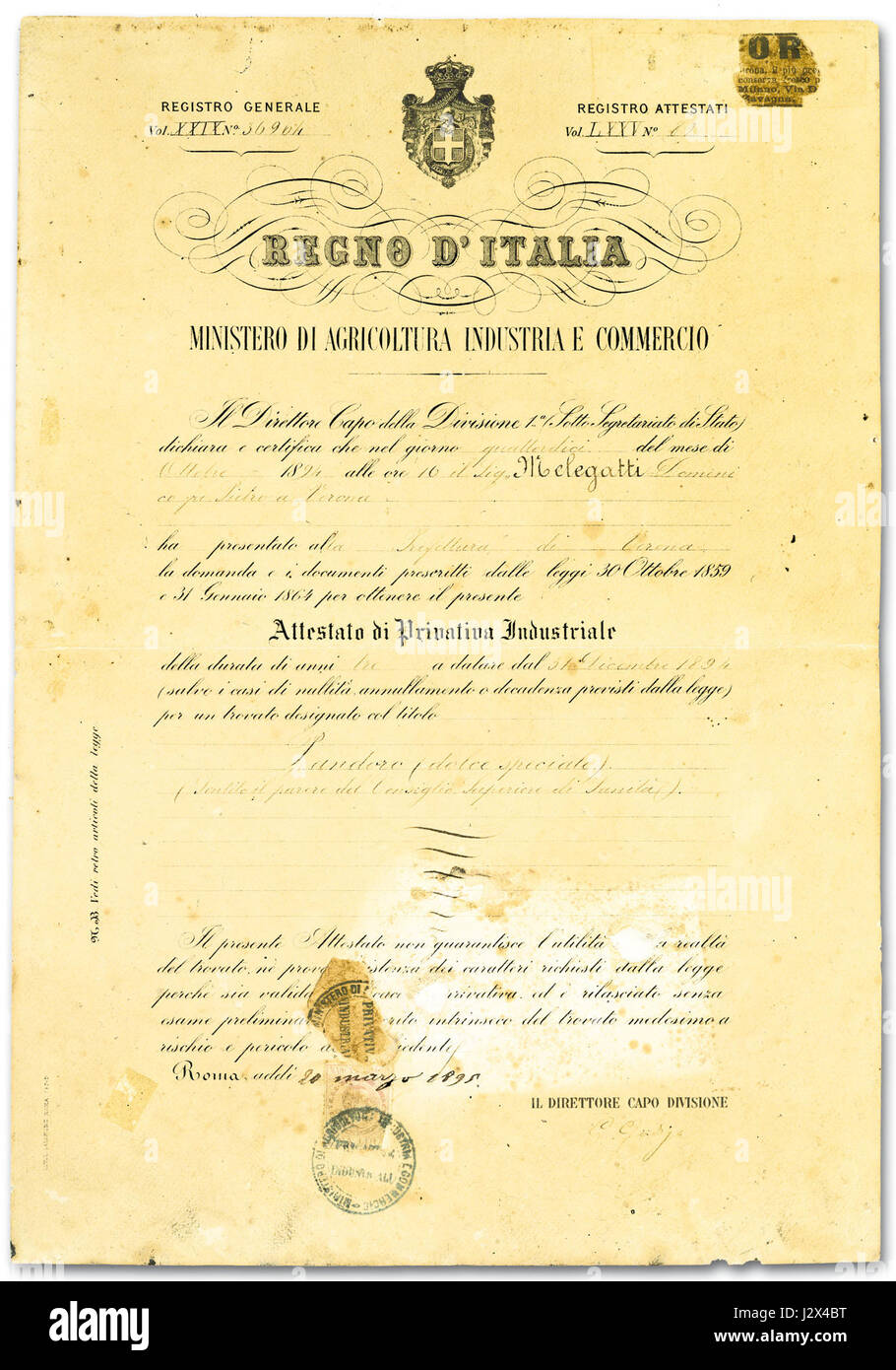 Il brevetto per l'invenzione di Pandoro, creato da Melegatti, fu una pietra miliare nella storia della pasticceria italiana. Questo iconico pane dolce, originario di Verona, continua ad essere uno dei preferiti nelle tradizioni natalizie italiane. Foto Stock