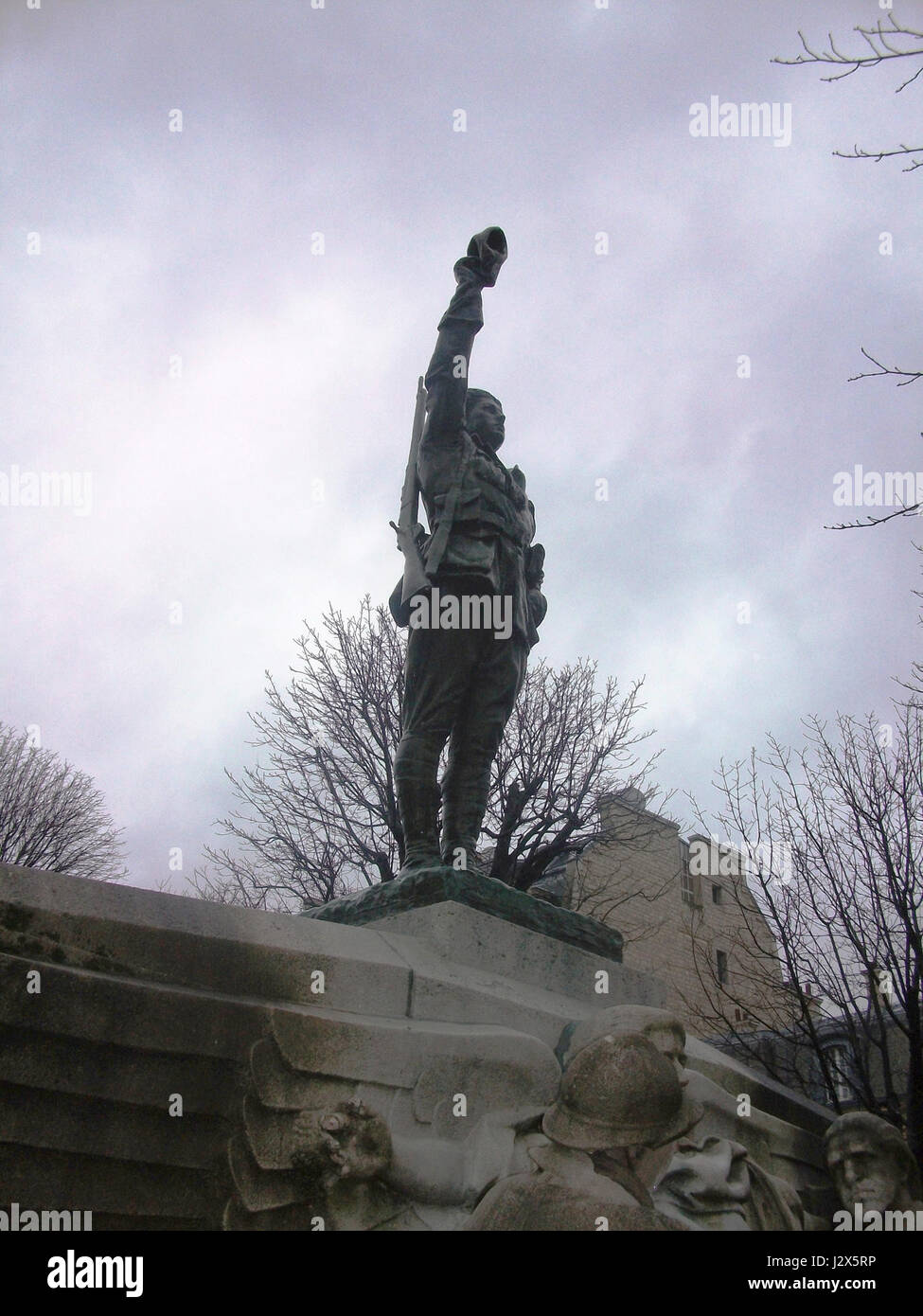 I volontari americani si riferiscono a persone provenienti dagli Stati Uniti che hanno prestato servizio in vari campi, come aiuti umanitari, istruzione o supporto militare, in particolare in paesi stranieri durante i periodi di bisogno. Foto Stock