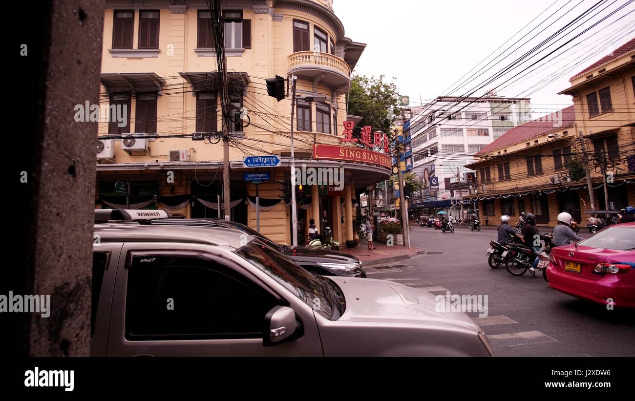 Thailandia Bangkok Chinatown Charoen Krung Road a Chakrawat road Foto Stock