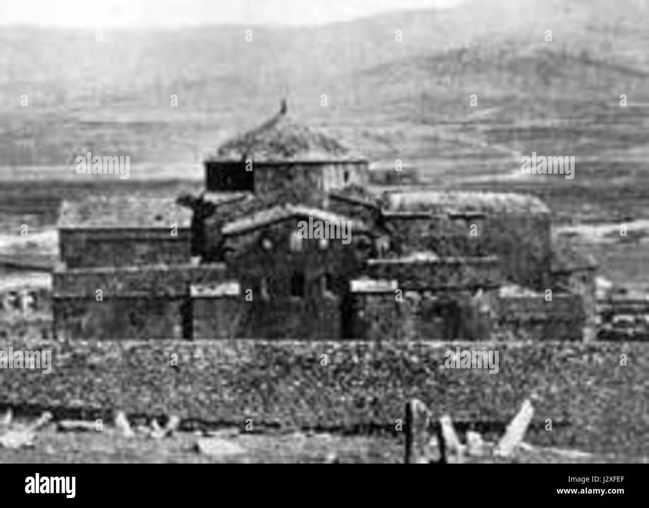 Bagrevand, una località in Armenia nota per il suo significato storico, presenta diverse strutture antiche ed è riconosciuta per il suo patrimonio archeologico, in particolare del primo periodo medievale. Foto Stock