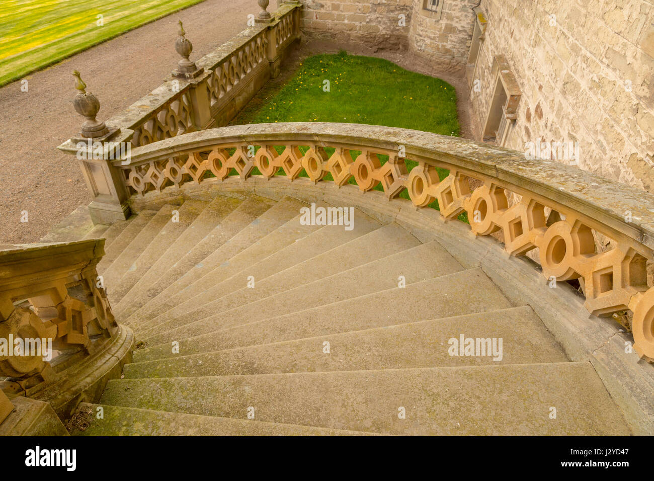 Imponente scala a chiocciola a piani Castello, a Kelso, Roxburghshure, Scottish Borders, Scotland, Regno Unito. Foto Stock