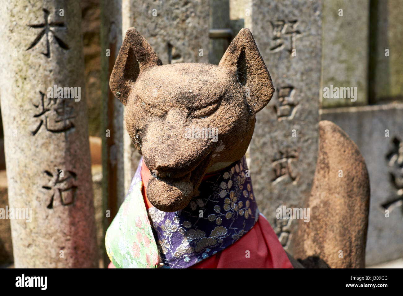 Statua di FOX, Fushimi Inari Shrine, lo Shintoismo, santuario, Kyoto, Giappone, Asia Foto Stock