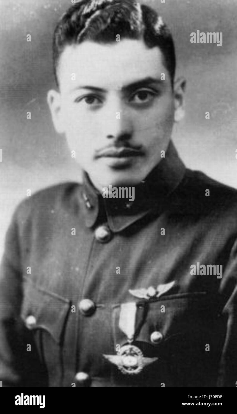 Arthur Chin fu un noto pilota cinese-americano durante la seconda guerra mondiale. È ricordato per il suo coraggio e i suoi contributi alla U.S. Army Air Force, in particolare nell'unità cinese-americana Flying Tigers. Foto Stock