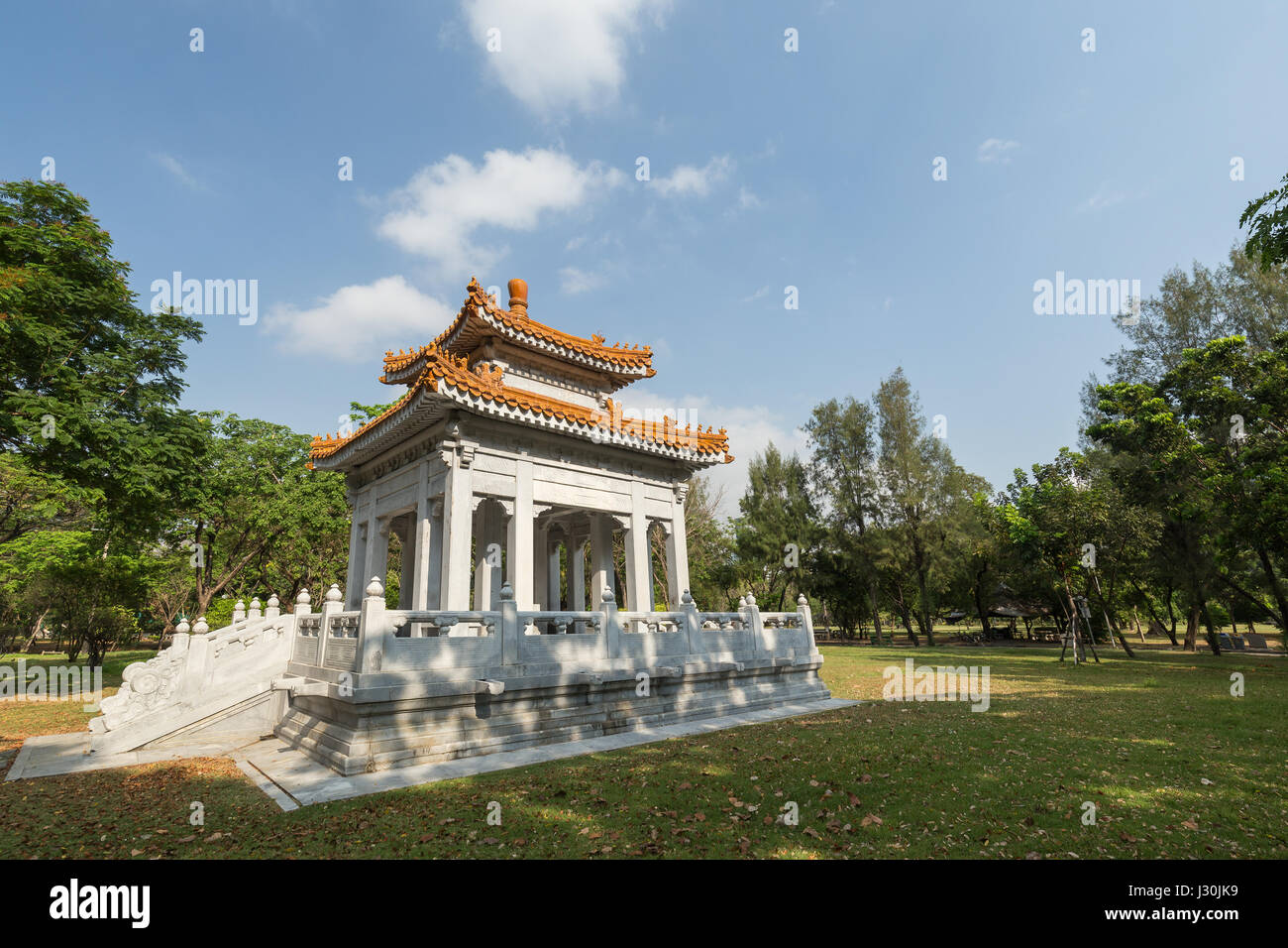 Amicizia Sino-Thai padiglione presso il Lumpini () Lumphini Park a Bangkok, in Thailandia. Foto Stock