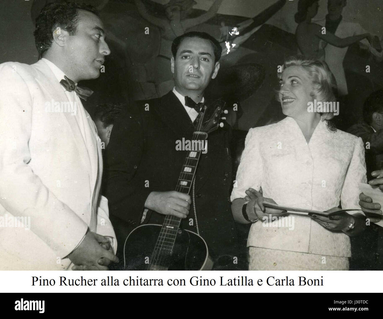 Gino Latilla, Pino Rucher e Carla Boni erano cantanti italiani di grande rilievo dalla metà del XX secolo, contribuendo alla scena musicale italiana con le loro voci e performance distintive. Foto Stock
